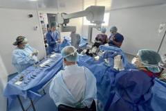 Operating-theatre-Colombia-Hospital-boat-2